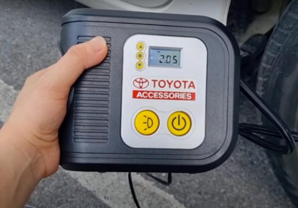Bơm Toyota